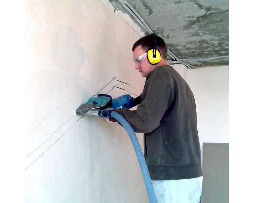Штробление стены под нишу для дренажной помпы Energolux 150х70 мм. (Кирпич)