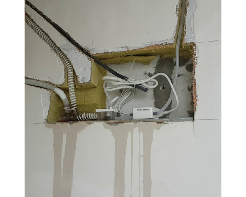 Штробление стены под нишу для дренажной помпы Energolux 150х70 мм. (Бетон)